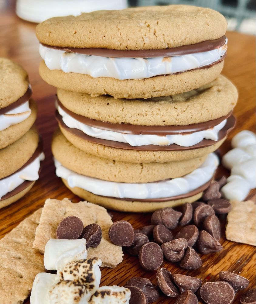 S'mores Sandwich Cookies